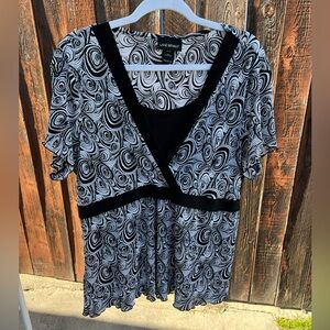 Lane Bryant White & Black Blouse: Sizes 14/16